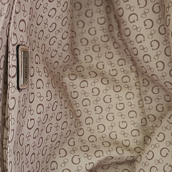 NEW Guess tote bag - Picture 7 of 11
